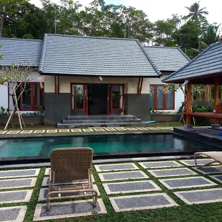 Titi Villa